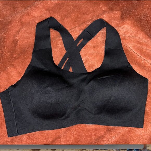 Brooks Women's Crossback 2.0 Sports Bra - Picture 2 of 5